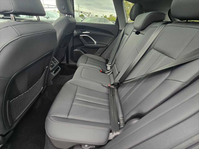 New 2026 Audi Q5 Premium AWD/4WD image 17