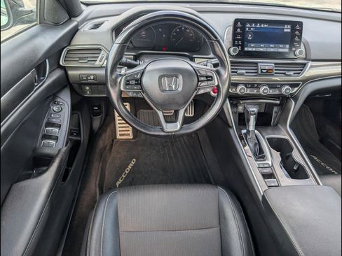 Used 2022 Honda Accord Sport image 10