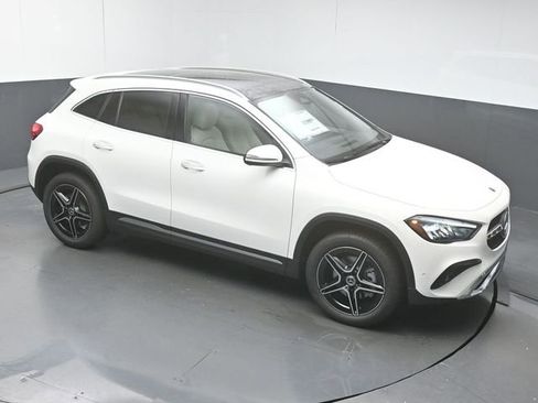 New 2026 Mercedes-Benz GLA 250 image 42