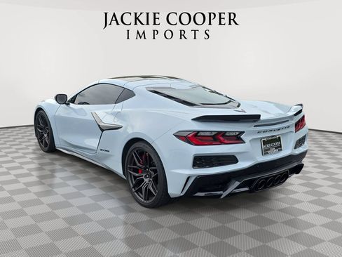 Used 2023 Chevrolet Corvette Z06 RWD image 7