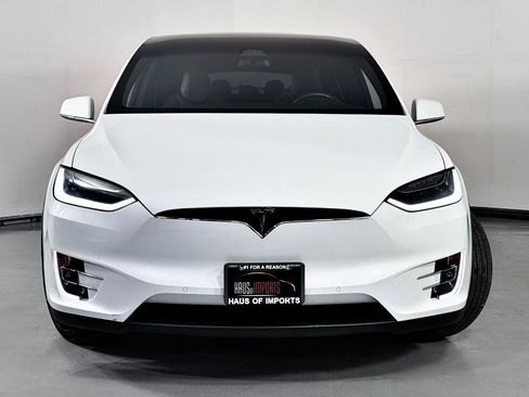 Used 2018 Tesla Model X 75D image 7