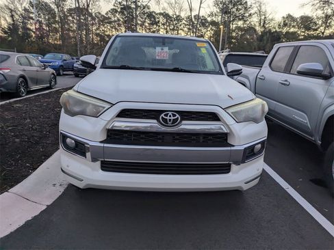 Used 2014 Toyota 4Runner Limited image 2