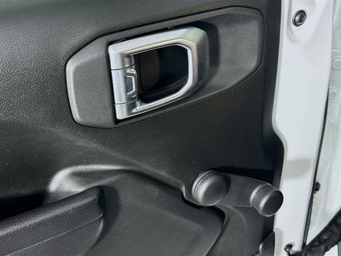 Used 2023 Jeep Wrangler Sport image 24