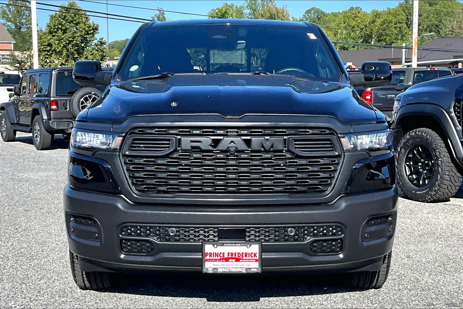 Used 2025 RAM 1500 Tradesman AWD/4WD image 2