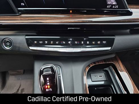 Certified 2023 Cadillac Escalade ESV Luxury RWD image 41