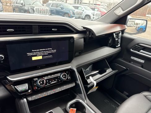 New 2026 GMC Sierra 1500 Denali w/ Denali Reserve Package image 24