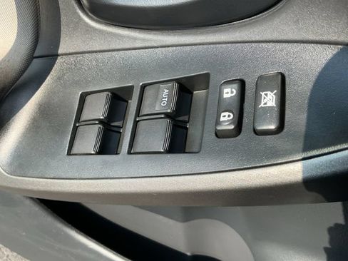 Used 2012 Toyota RAV4 4WD w/ Value Pkg image 12
