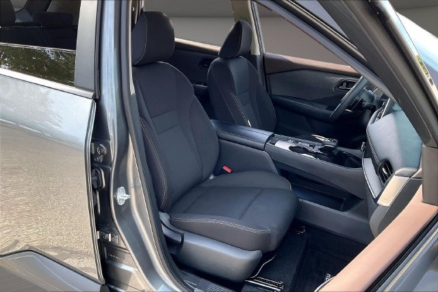 Certified 2023 Nissan Rogue S FWD image 7