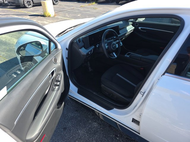 Used 2025 Hyundai Sonata SEL FWD image 6