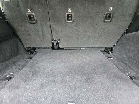 Used 2025 Jeep Wrangler Unlimited Rubicon AWD/4WD image 23