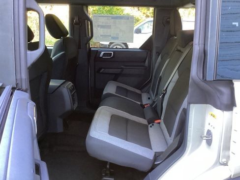 New 2025 Ford Bronco Big Bend image 40