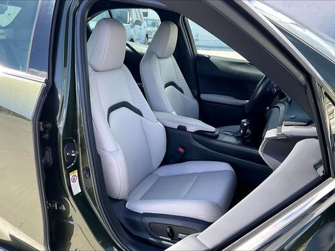 Used 2019 Lexus UX 250h FWD image 13