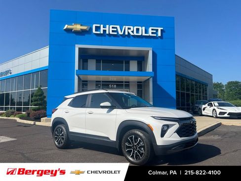 Certified 2025 Chevrolet TrailBlazer ACTIV w/ Convenience Package AWD/4WD image 1