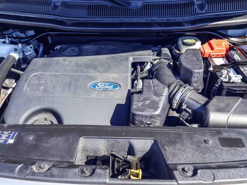 Used 2015 Ford Explorer XLT image 22