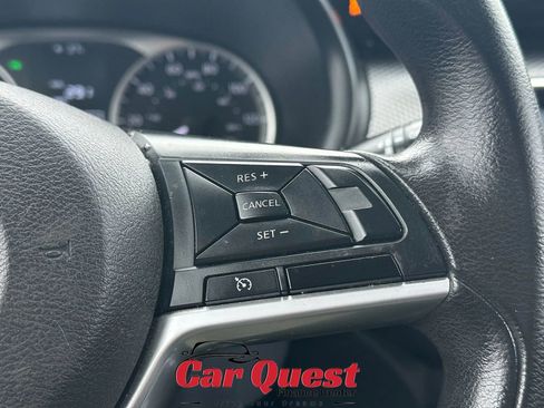 Used 2019 Nissan Kicks S FWD image 23