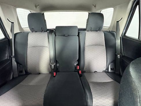 Used 2015 Toyota 4Runner SR5 AWD/4WD image 6