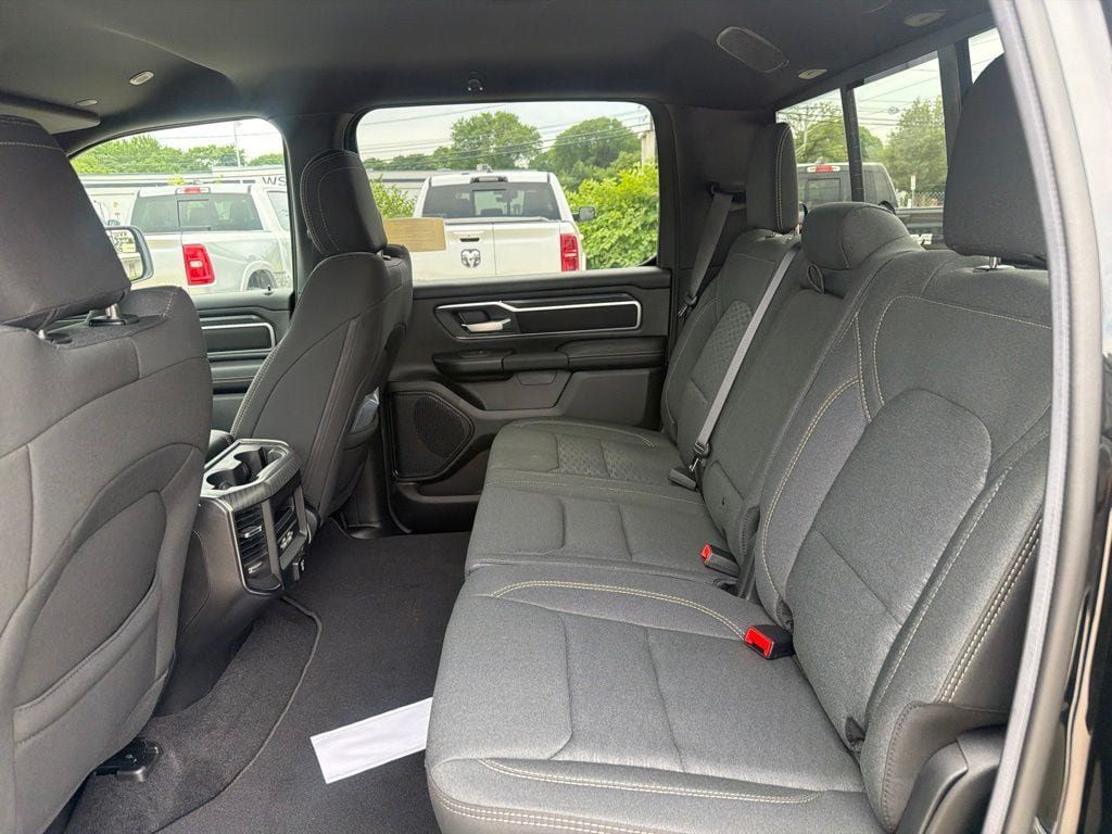 New 2026 RAM 1500 Big Horn AWD/4WD image 19
