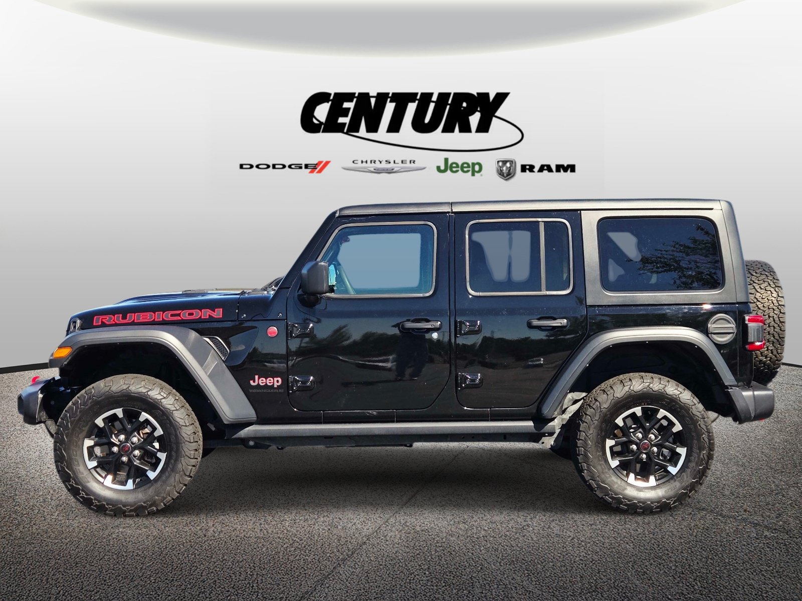 Used 2025 Jeep Wrangler Unlimited Rubicon w/ Convenience Group AWD/4WD image 7