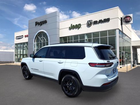 New 2026 Jeep Grand Cherokee L 4WD image 3