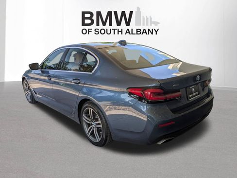 Used 2023 BMW 530i xDrive w/ Premium Package AWD/4WD image 4