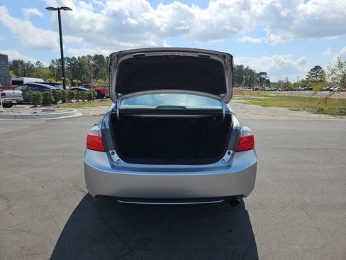 Used 2013 Honda Accord LX image 16