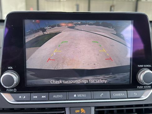 Used 2023 Nissan Altima 2.5 SR image 19