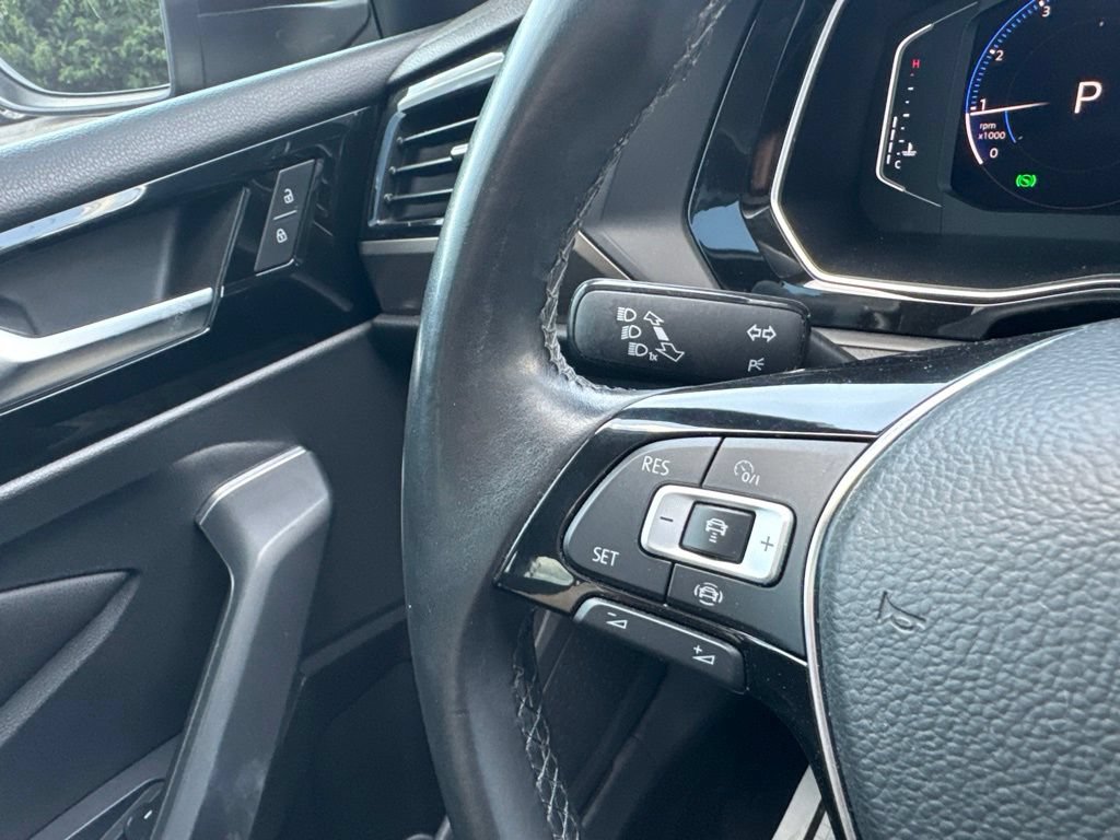 Used 2019 Volkswagen Jetta SEL Premium FWD image 17