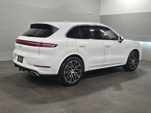 New 2026 Porsche Cayenne E-Hybrid image 7