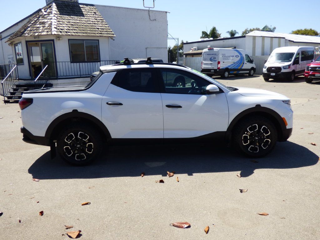 Used 2022 Hyundai Santa Cruz SEL w/ Activity Package FWD image 2