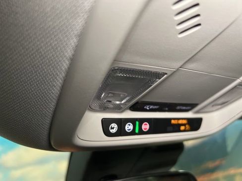 Used 2024 Chevrolet Malibu LT image 42