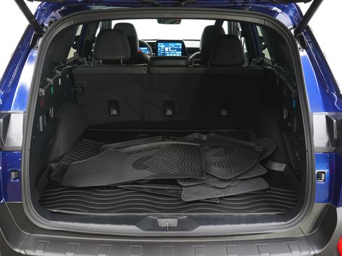 Certified 2026 Subaru Outback Limited AWD/4WD image 9