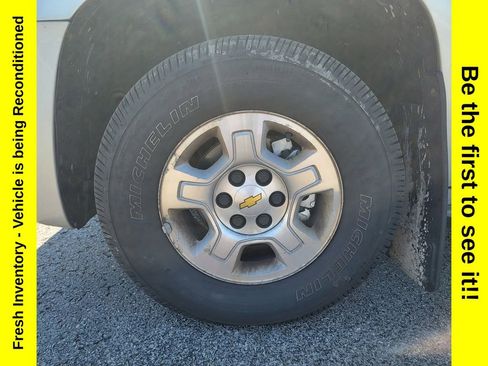 Used 2010 GMC Yukon SLT w/ SLT-2 Equipment Package AWD/4WD image 26