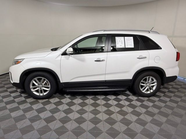 Used 2015 Kia Sorento LX FWD image 3