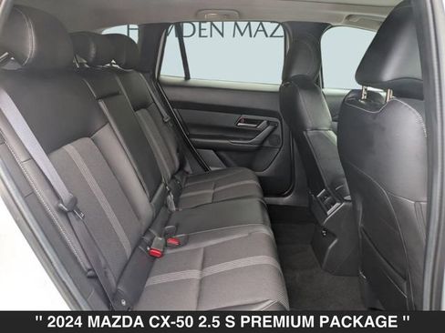 Used 2024 MAZDA CX-50 AWD 2.5 S w/ Cargo Package image 32