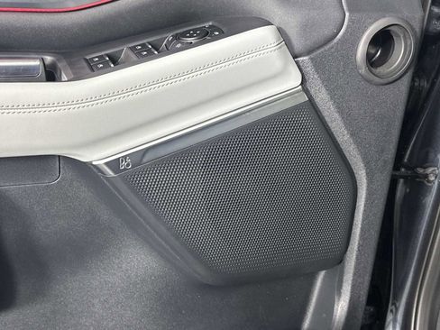 Used 2025 Ford Expedition Max Platinum image 11