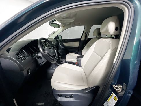 Used 2019 Volkswagen Tiguan SE AWD/4WD image 14