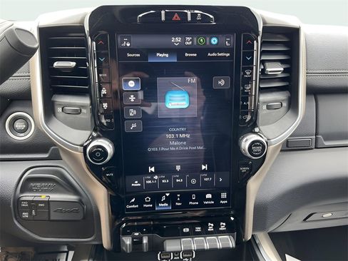 Used 2024 RAM 3500 Laramie image 31