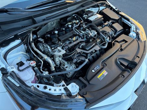 Used 2025 Toyota Corolla LE image 26