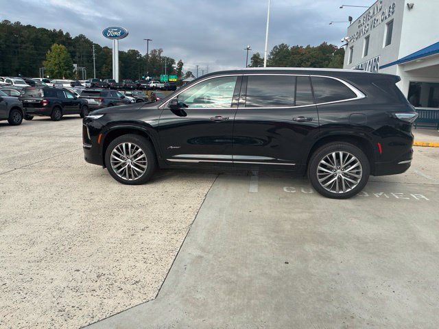 Used 2025 Buick Enclave Avenir w/ Trailering Package, 5000 lbs. FWD image 18