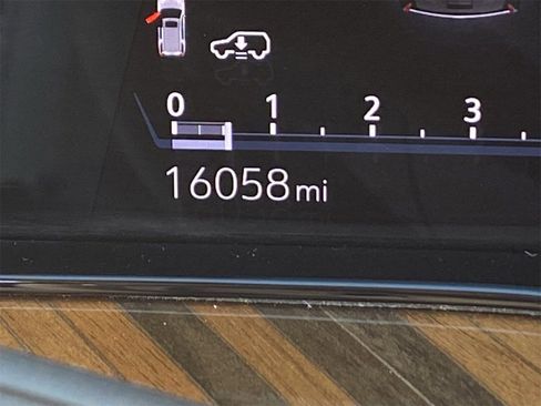 Certified 2024 Cadillac Escalade Sport Platinum image 26