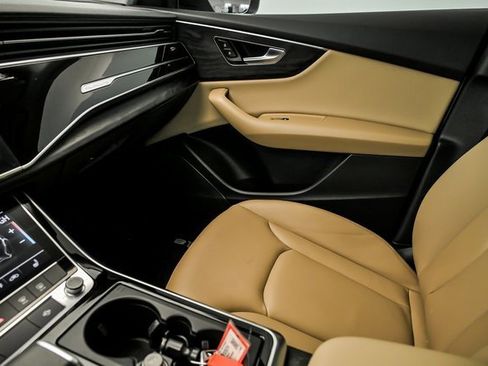 Used 2023 Audi Q8 Premium w/ Convenience Package image 26