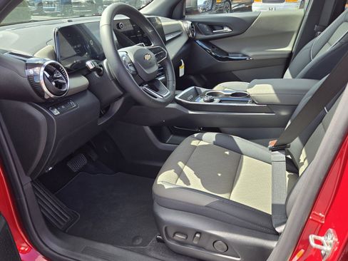 New 2026 Chevrolet Equinox LT w/ Convenience Package II image 5