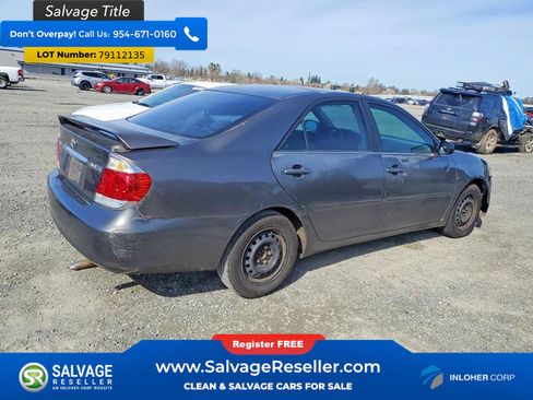 Used 2005 Toyota Camry image 3