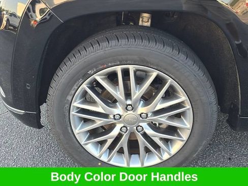 Used 2018 Jeep Grand Cherokee Summit w/ Platinum Series Group AWD/4WD image 31