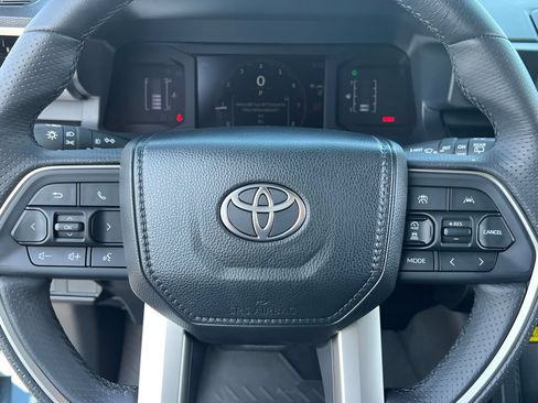 Certified 2026 Toyota 4Runner SR5 AWD/4WD image 18