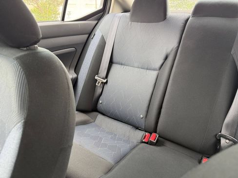 Used 2025 Nissan Versa SV FWD image 39
