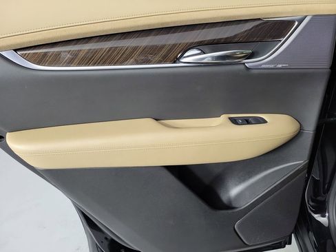 Used 2024 Cadillac XT6 Premium Luxury w/ Platinum Package AWD/4WD image 15