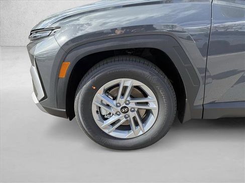 New 2026 Hyundai Tucson SE image 10
