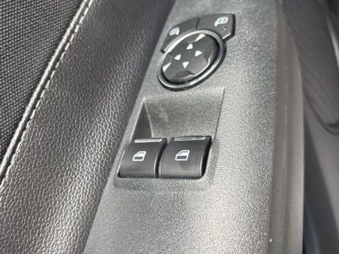 Used 2018 Ford Mustang GT RWD image 18