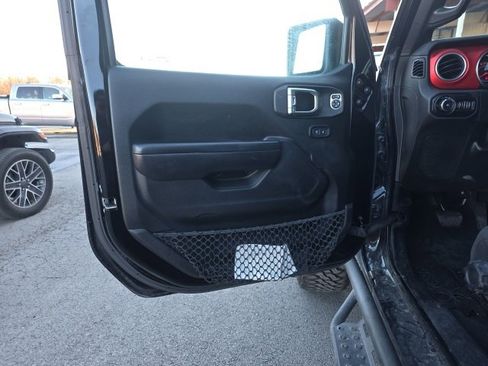 Used 2020 Jeep Wrangler Unlimited Rubicon image 12